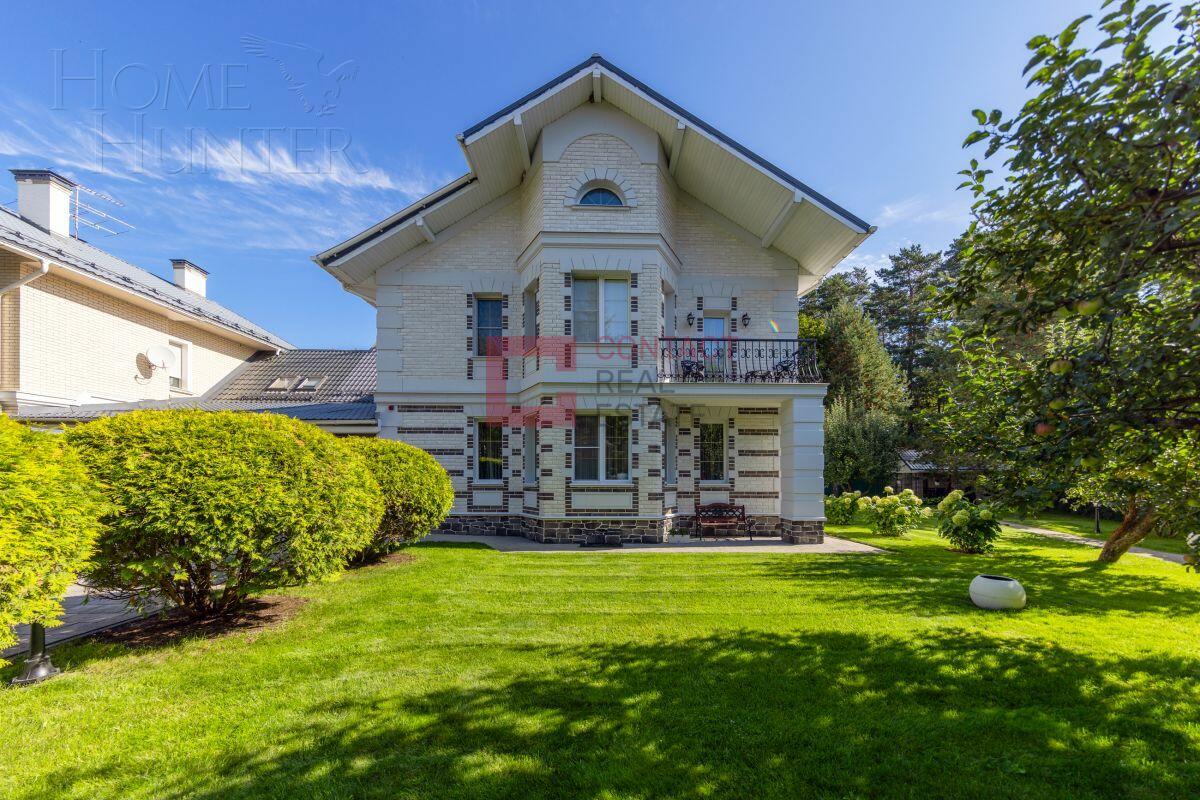 2-этажный коттедж 500 м² с отделкой