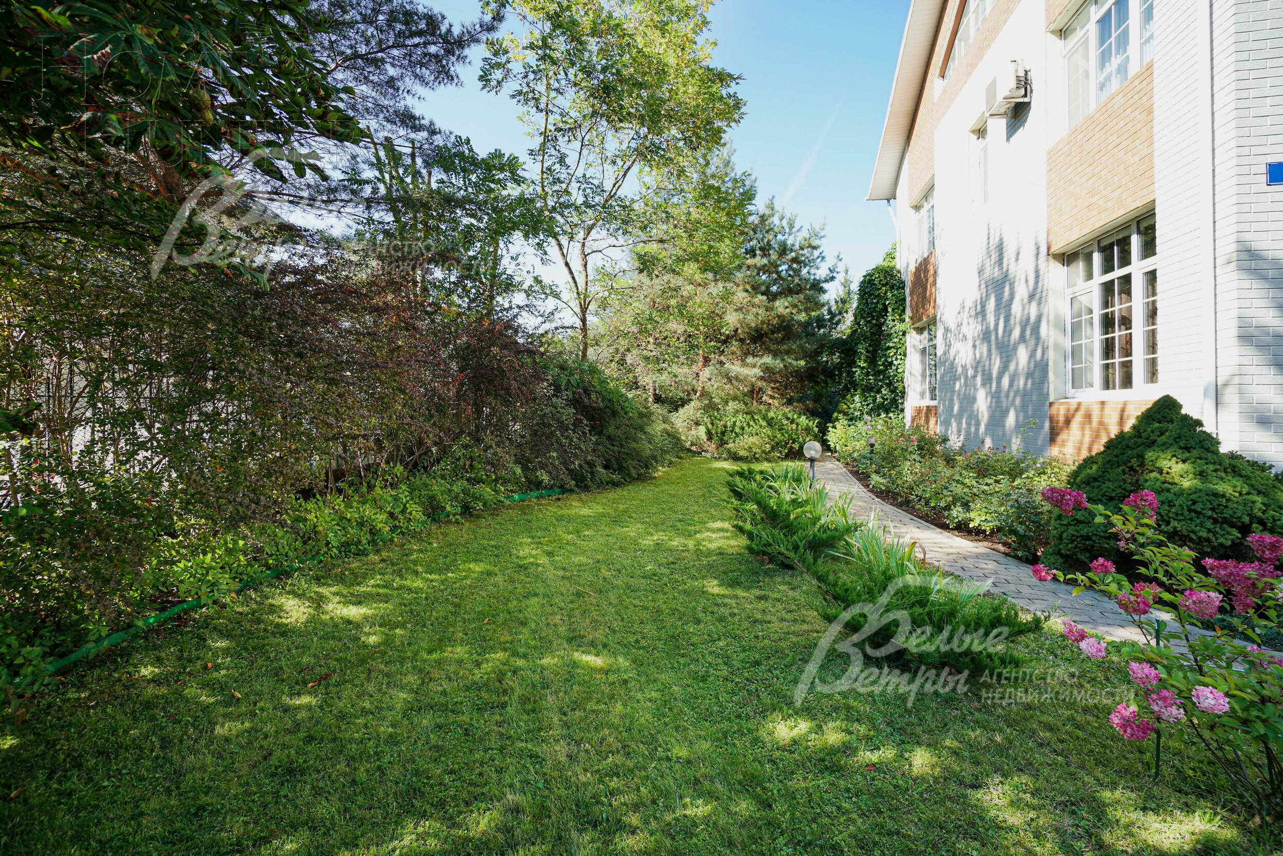 2-этажный коттедж 461 м² с отделкой