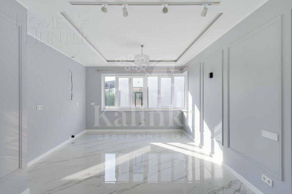 2-этажный коттедж 250 м² с отделкой