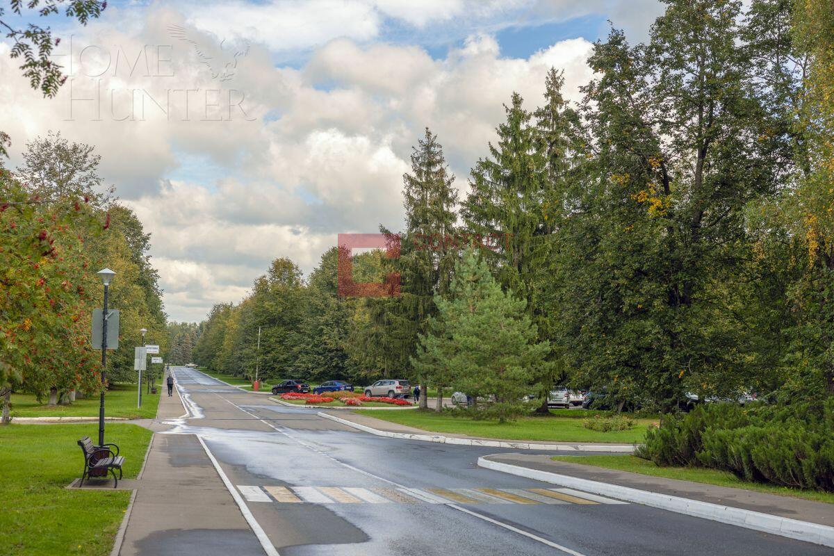 2-этажный коттедж 500 м² с отделкой