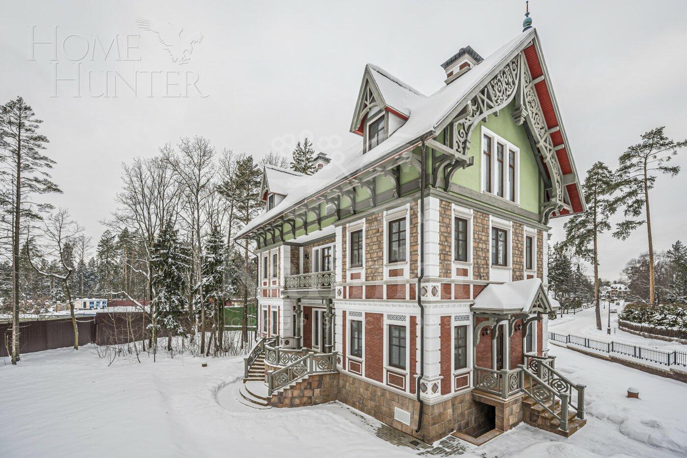 3-этажный коттедж 697 м² с отделкой