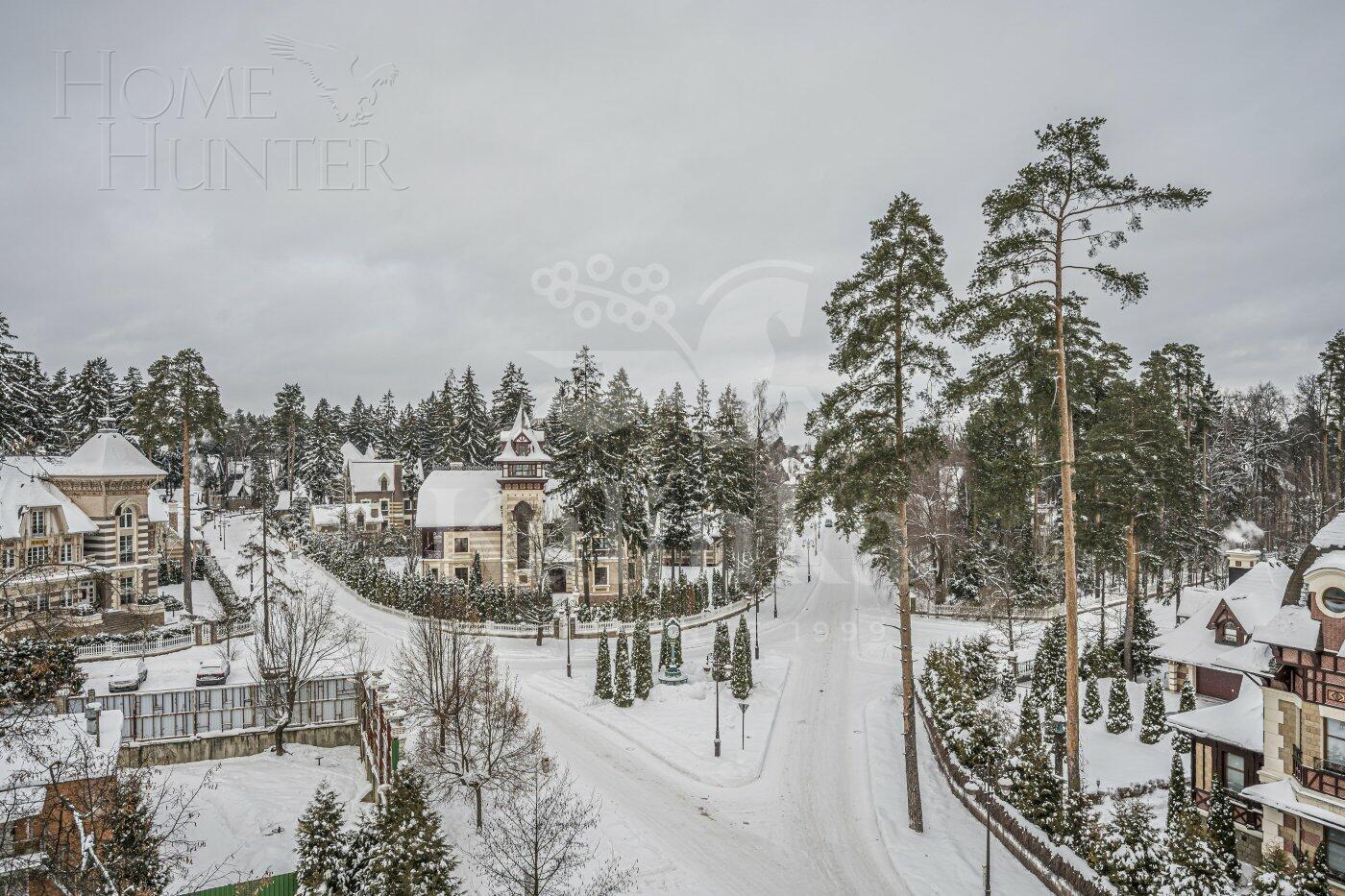 3-этажный коттедж 697 м² с отделкой