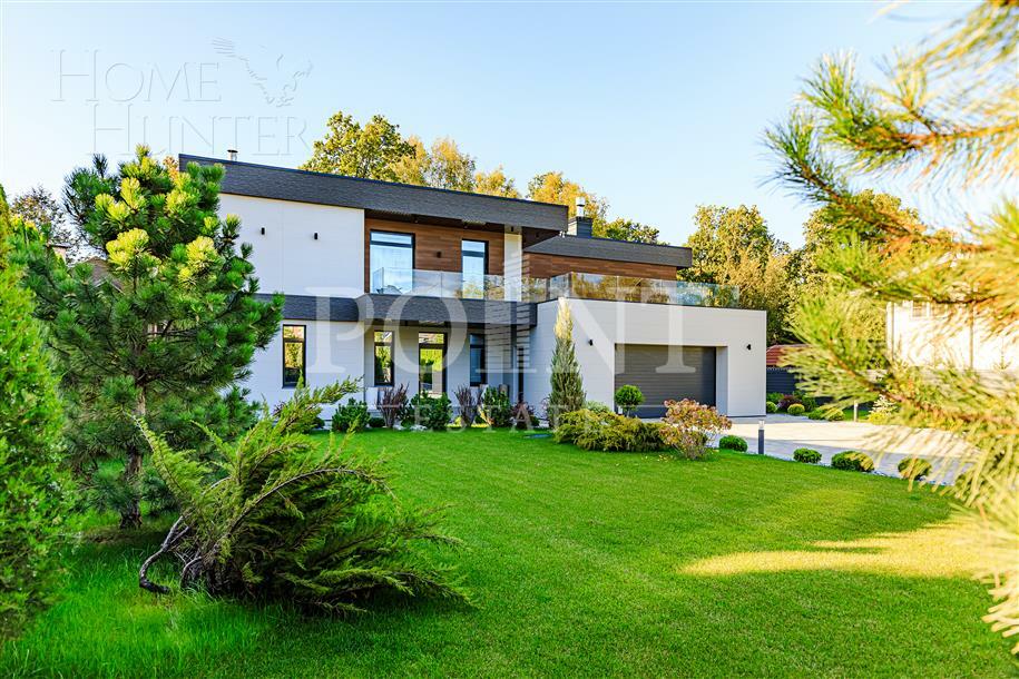 2-этажный коттедж 540 м² с отделкой