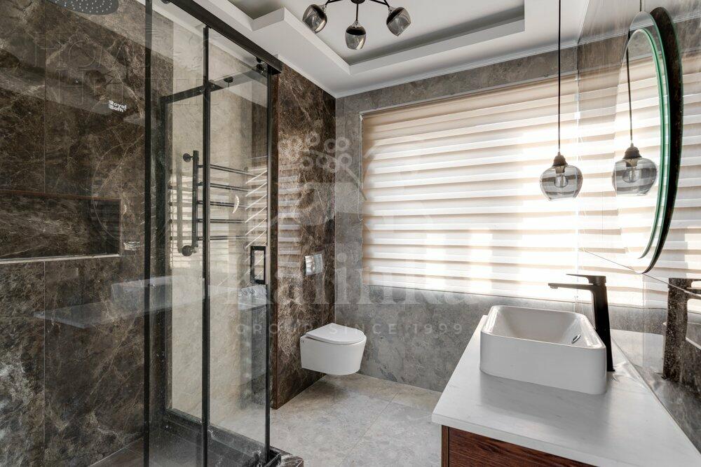 2-этажный коттедж 250 м² с отделкой