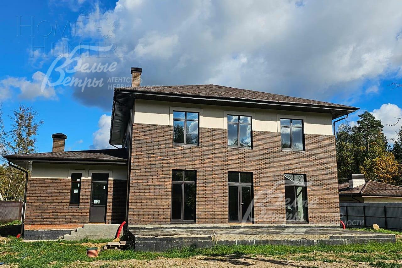 2-этажный коттедж 427.9 м² без отделки