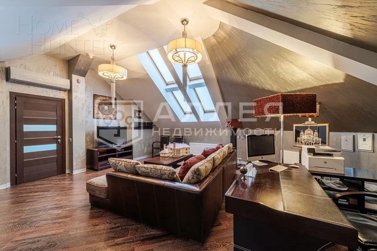 3-этажный коттедж 1 312 м² с отделкой