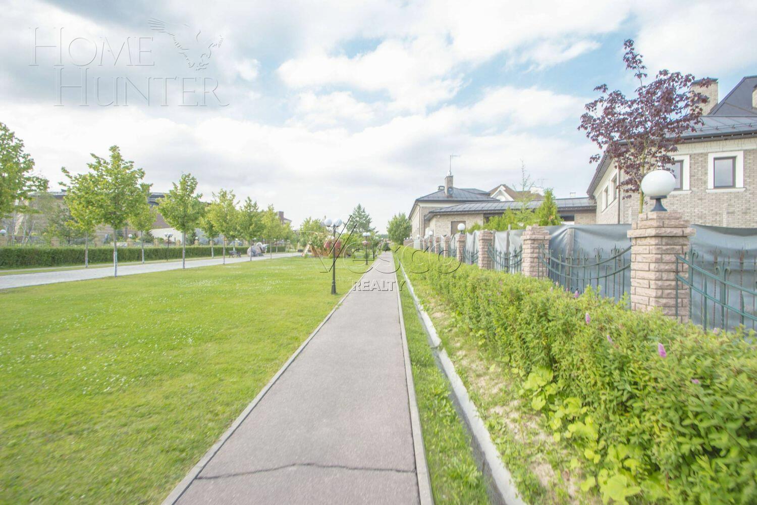 Участок 24 сот. в охраняемом поселке