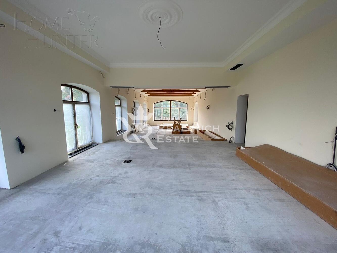 2-этажный коттедж 1 272.6 м² без отделки