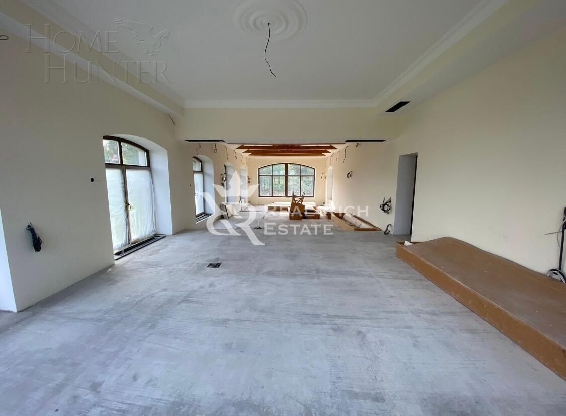 2-этажный коттедж 1 272.6 м² без отделки