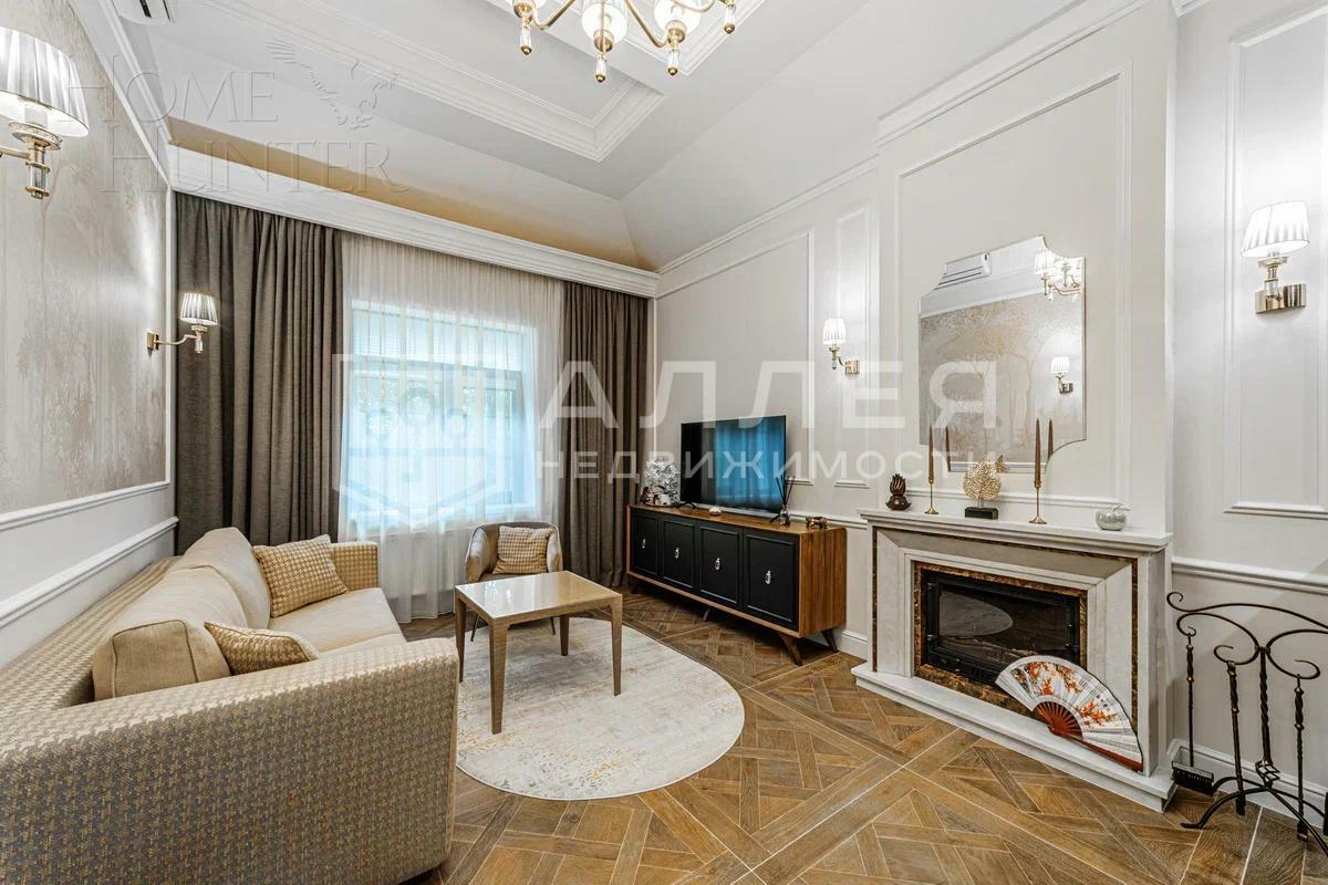 3-этажный коттедж 1 312 м² с отделкой