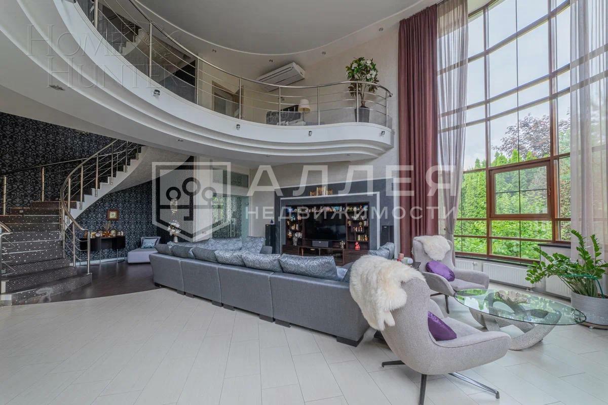 3-этажный коттедж 1 312 м² с отделкой