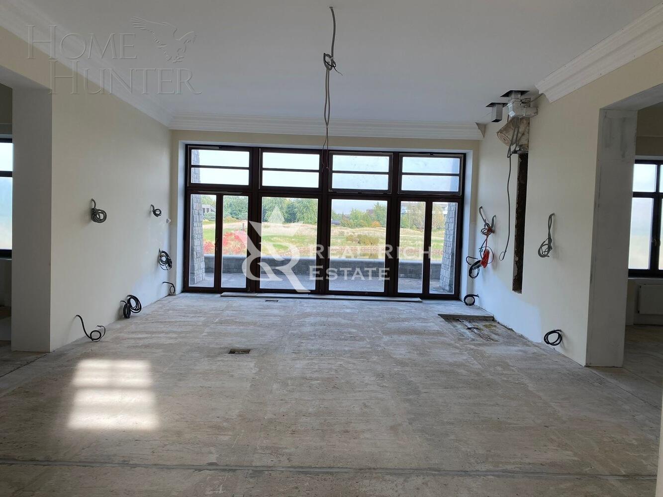 2-этажный коттедж 1 272.6 м² без отделки