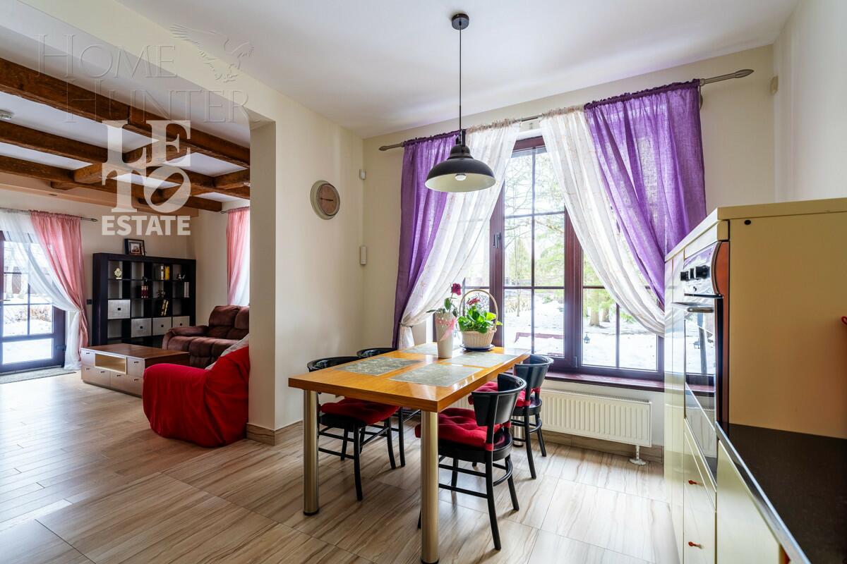 3-этажный коттедж 550 м² с отделкой