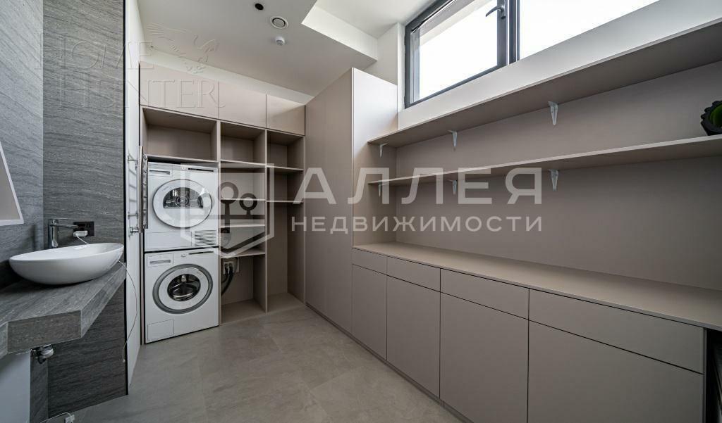 2-этажный коттедж 698 м² с отделкой