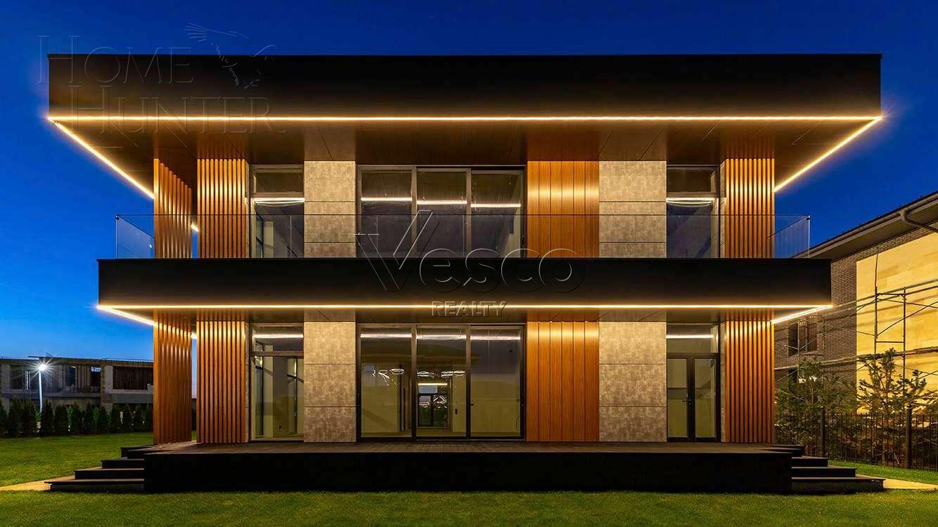 КОТТЕДЖ 878 м² без отделки