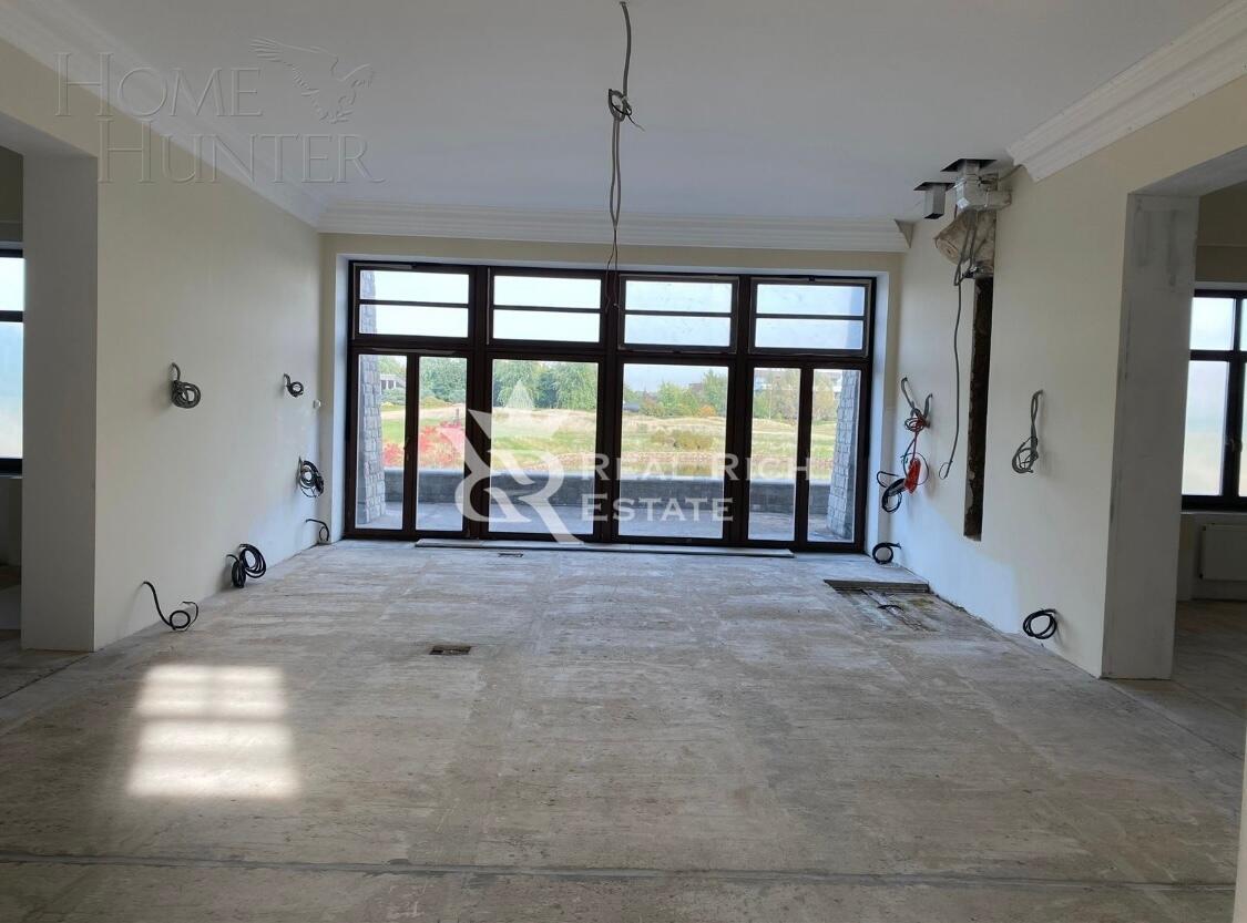 2-этажный коттедж 1 272.6 м² без отделки