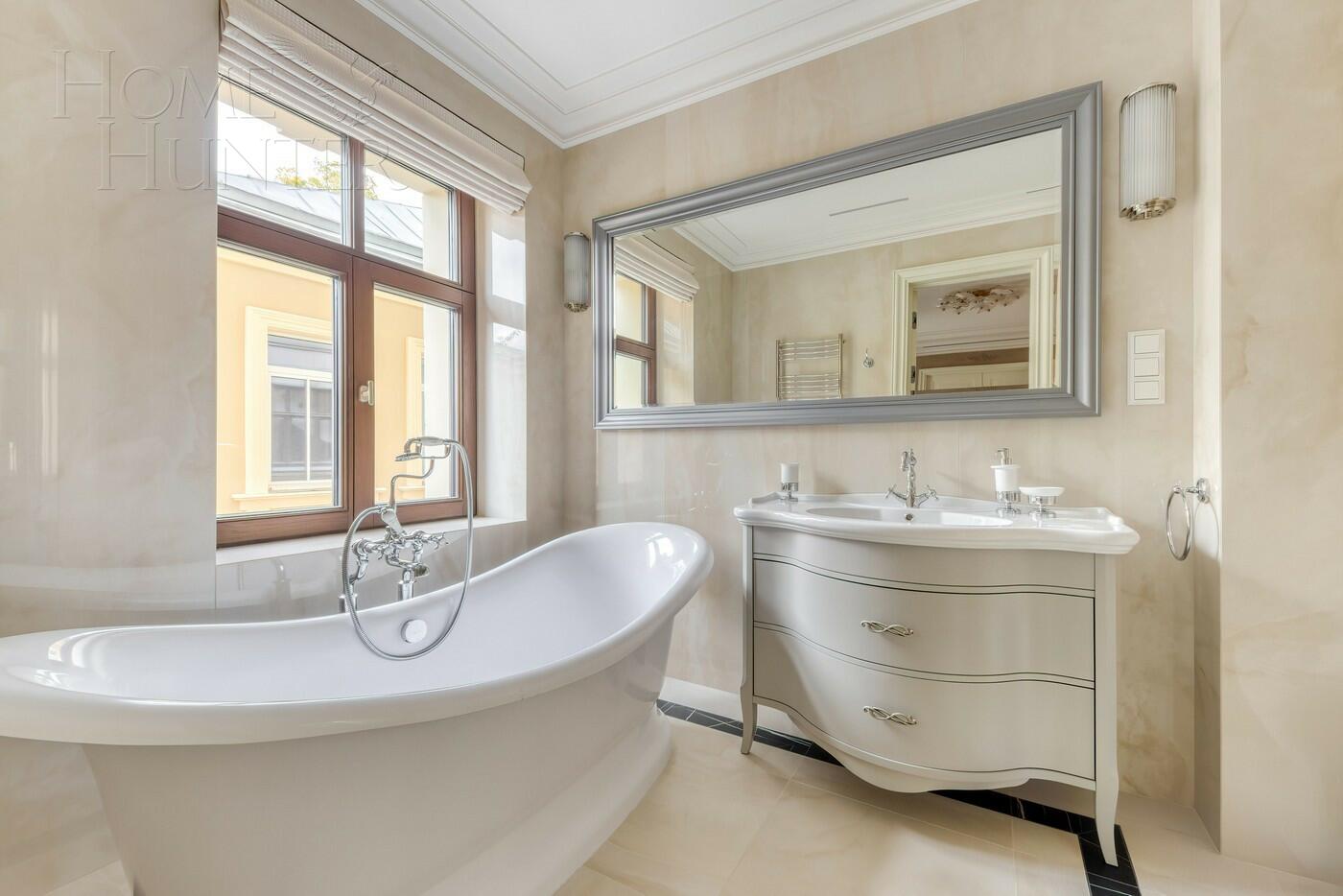 2-КОМН. КВАРТИРА С ОТДЕЛКОЙ 67.4 М² НА 2 ЭТАЖЕ