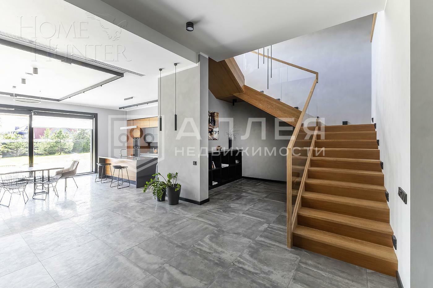 2-этажный коттедж 540 м² с отделкой