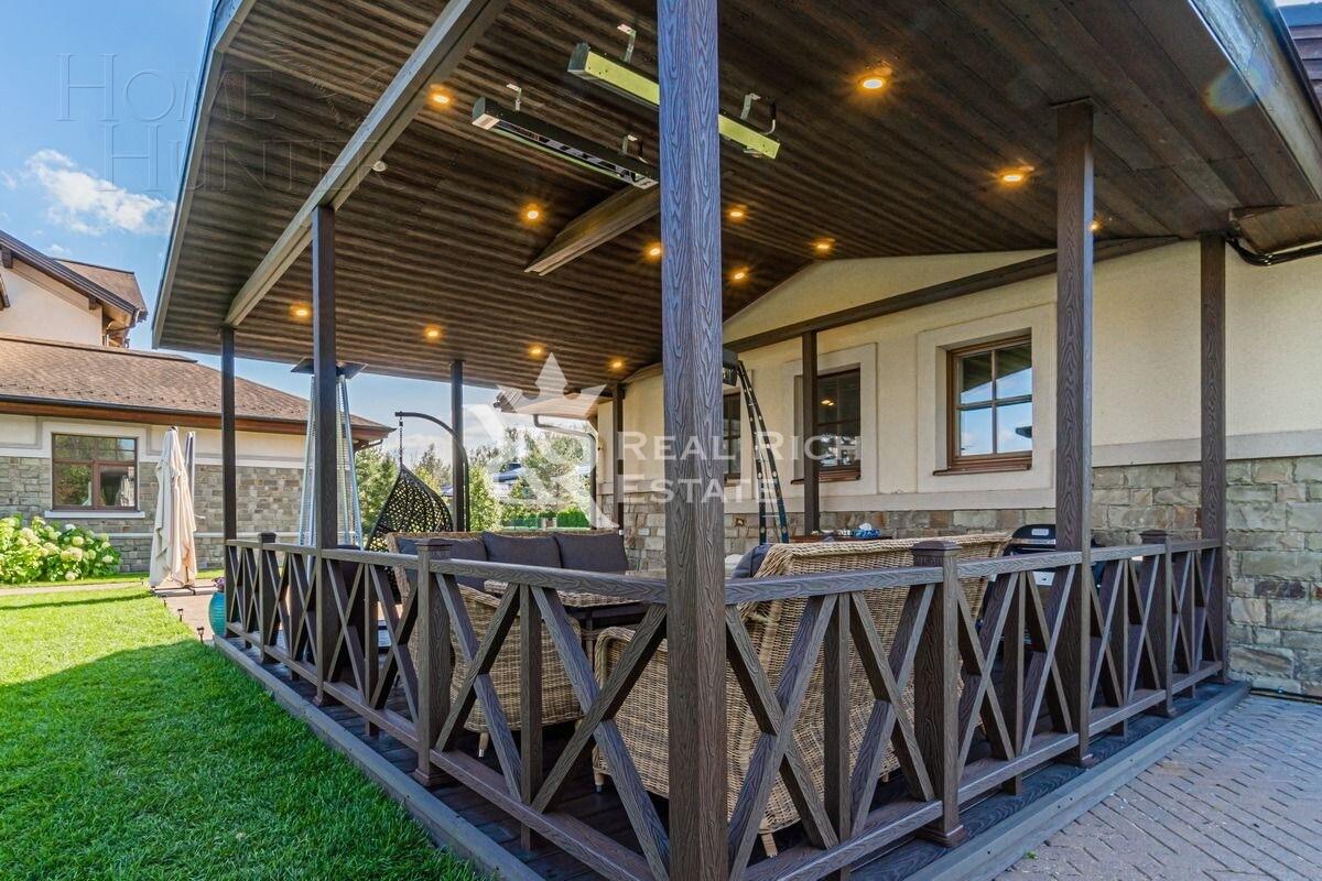 2-этажный коттедж 1 272.6 м² без отделки