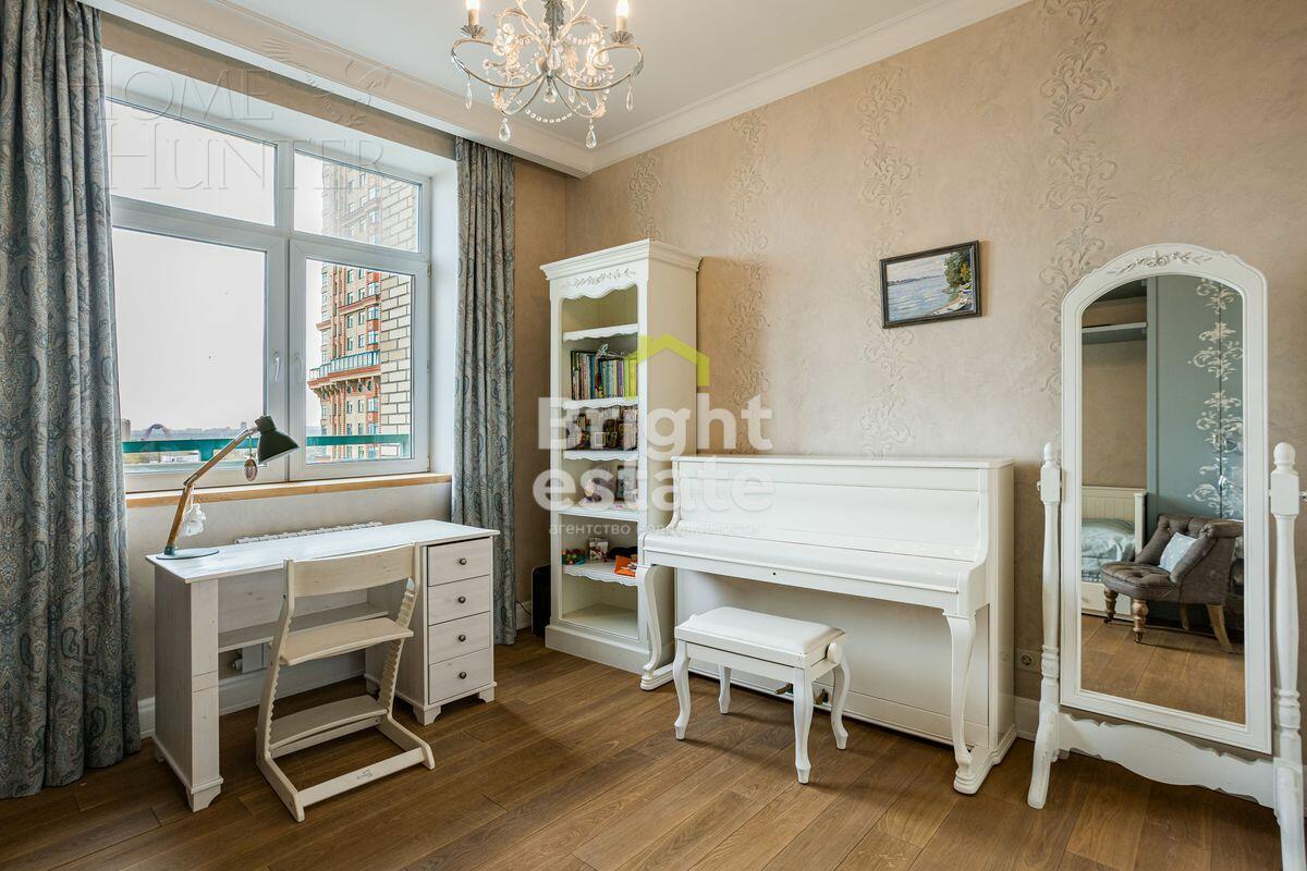4-КОМН. КВАРТИРА С ОТДЕЛКОЙ 127.8 М² НА 12 ЭТАЖЕ