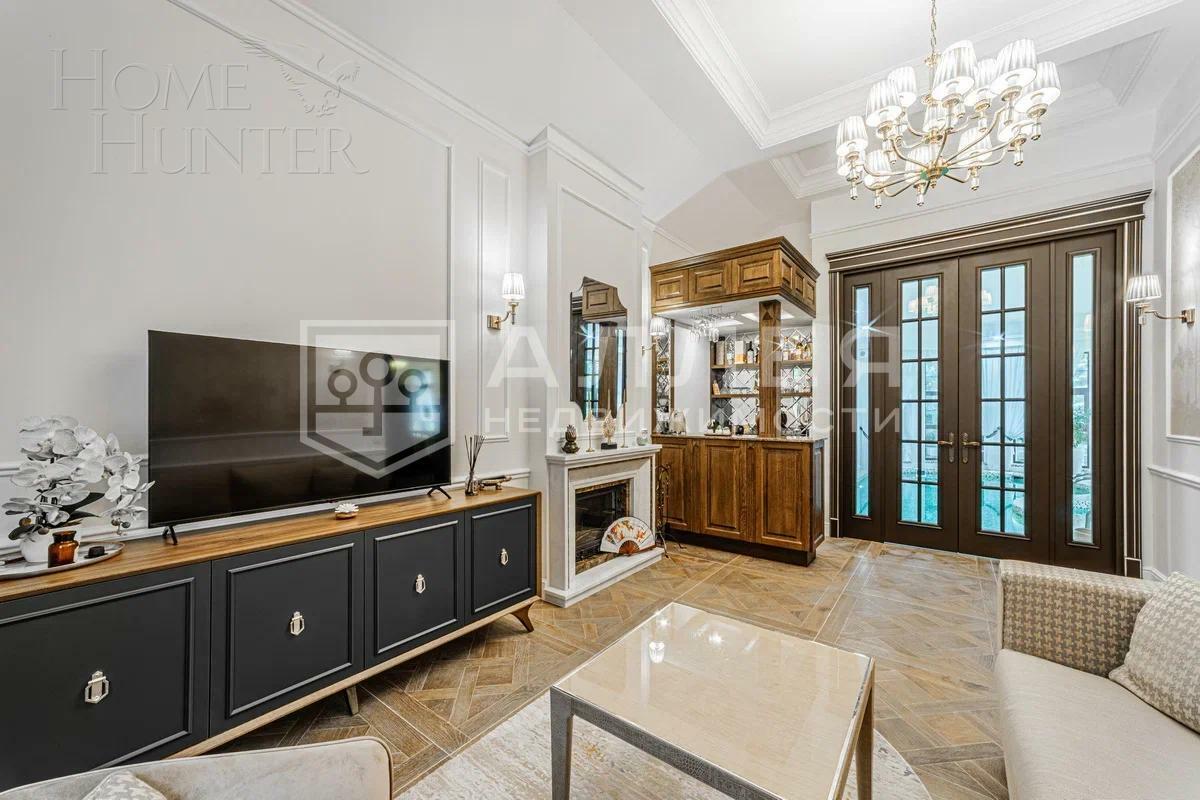 3-этажный коттедж 1 312 м² с отделкой