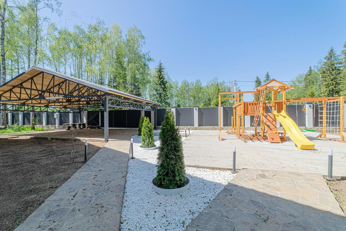 2-этажный коттедж 257 м² с отделкой