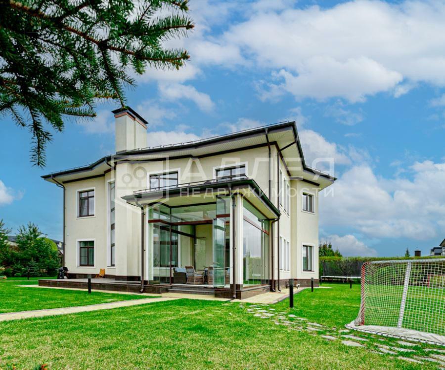 2-этажный коттедж 496 м² с отделкой