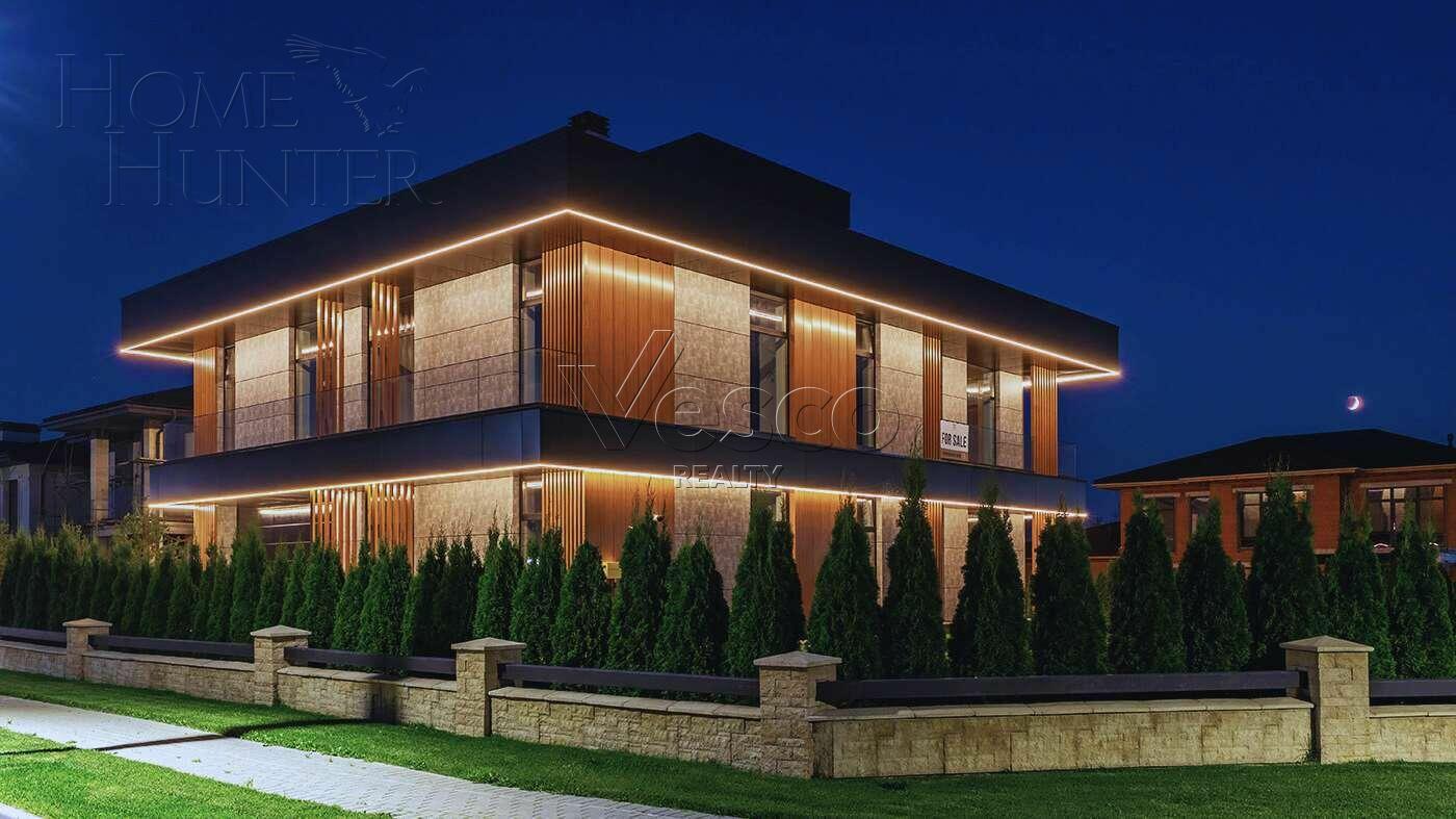 КОТТЕДЖ 878 м² без отделки