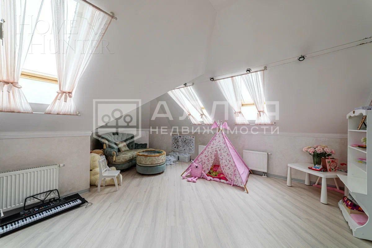 3-этажный коттедж 1 312 м² с отделкой