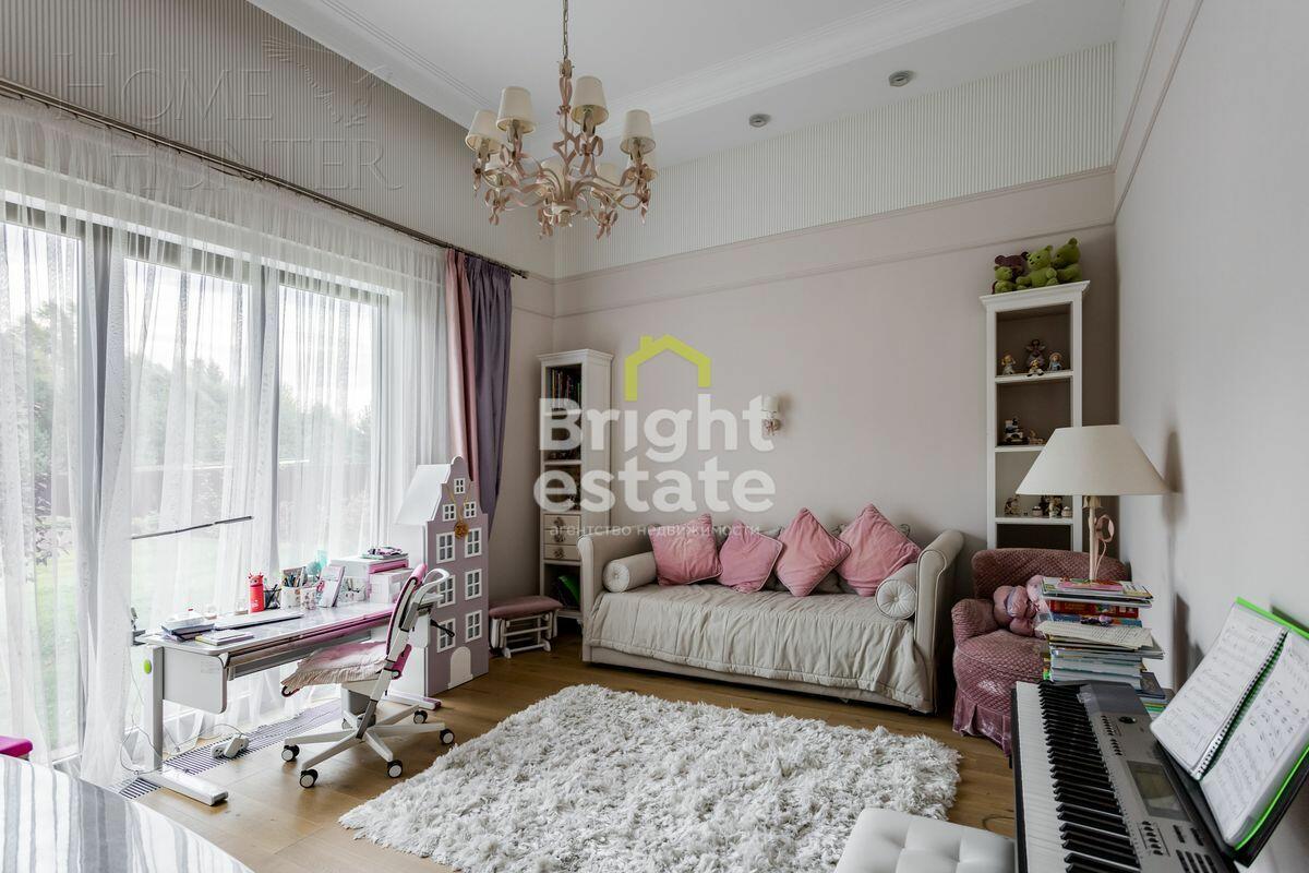 1-этажный коттедж 250 м² с отделкой