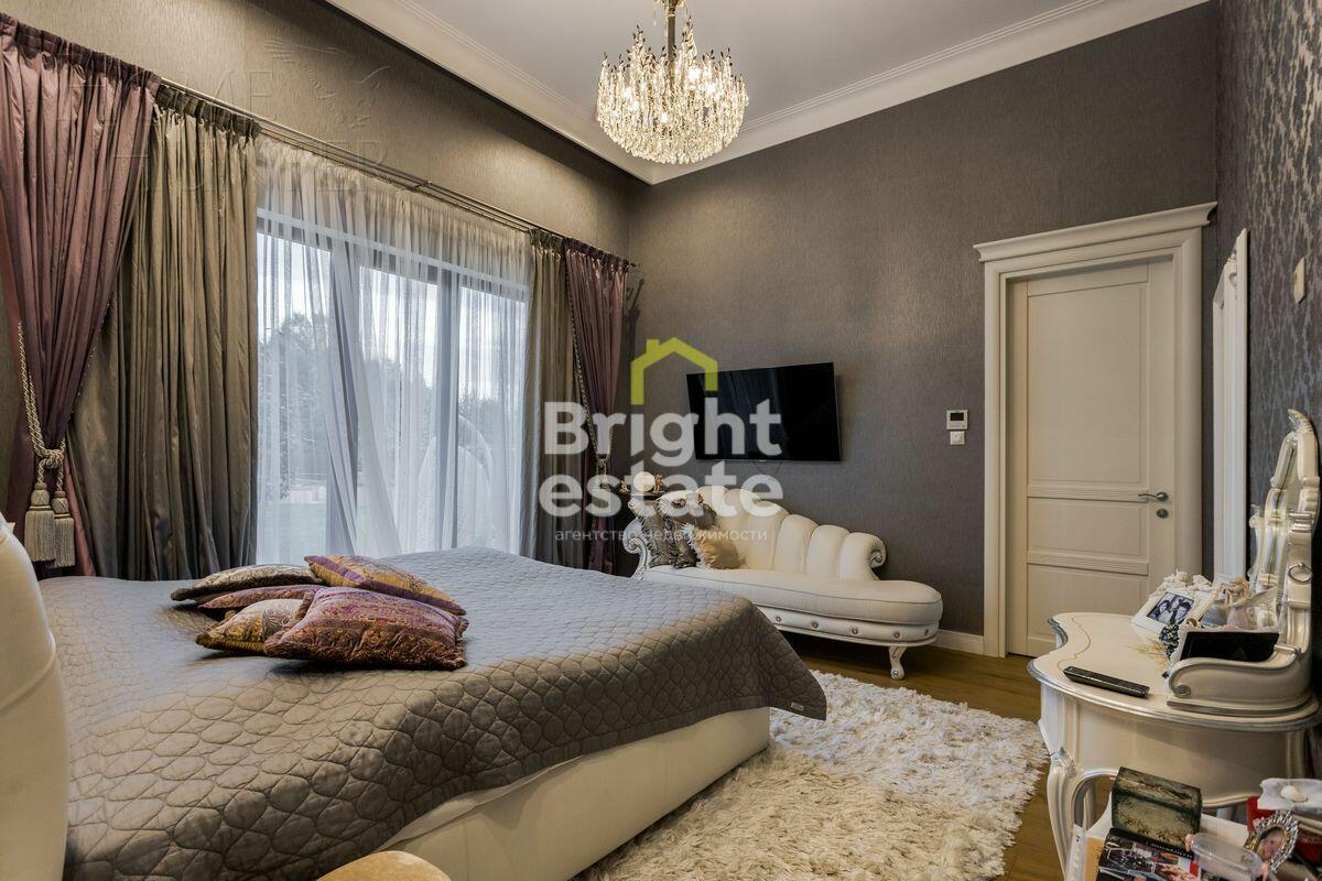 1-этажный коттедж 250 м² с отделкой