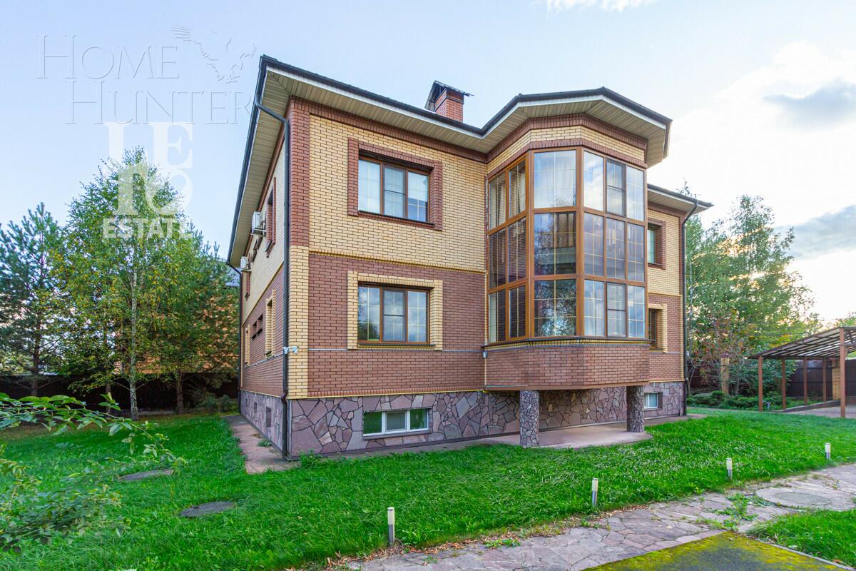 2-этажный коттедж 553.8 м² с отделкой