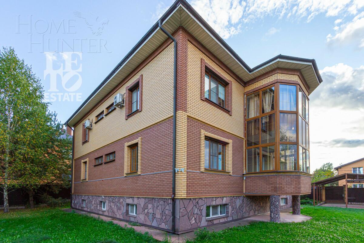 2-этажный коттедж 553.8 м² с отделкой