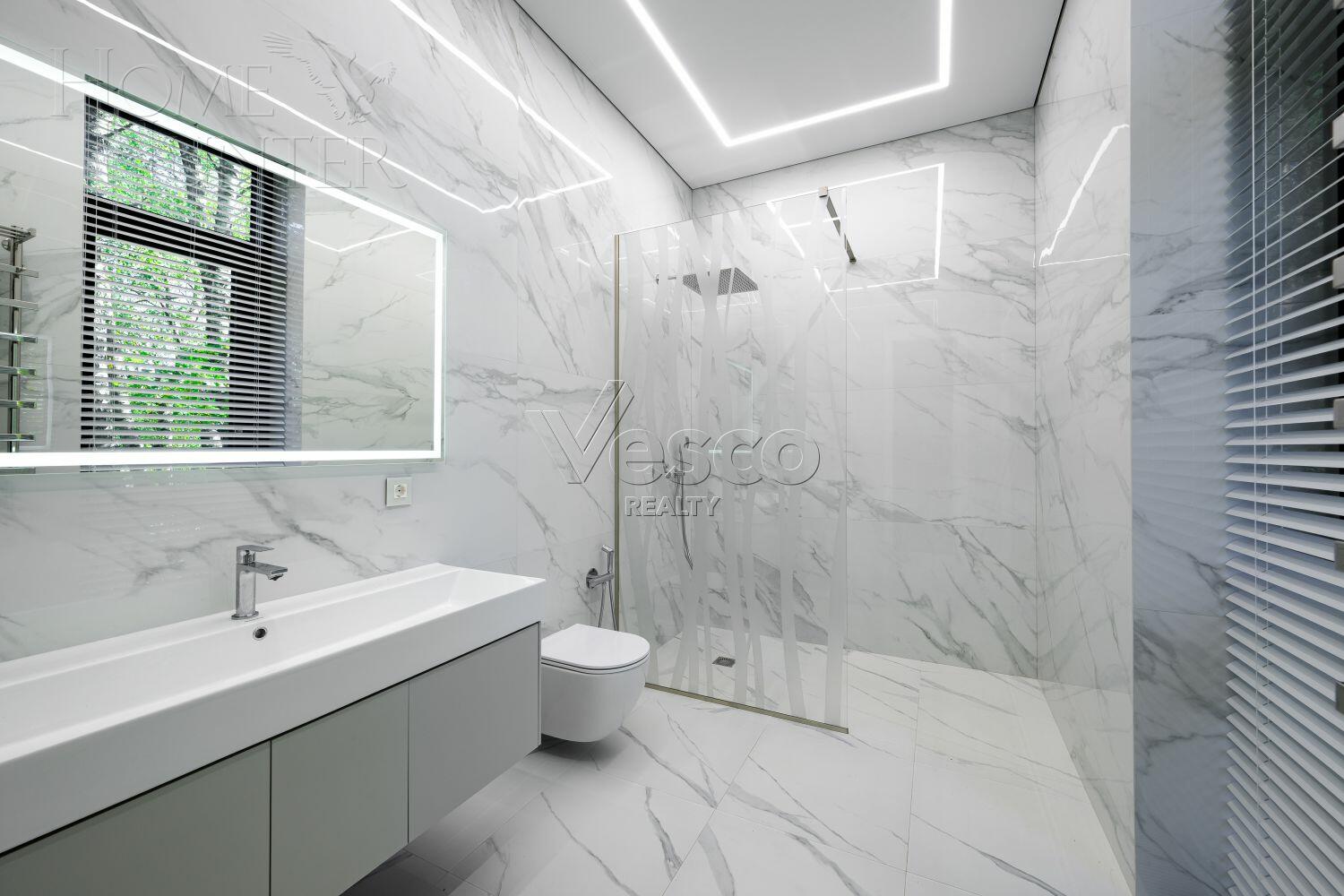 2-этажный коттедж 650 м² с отделкой