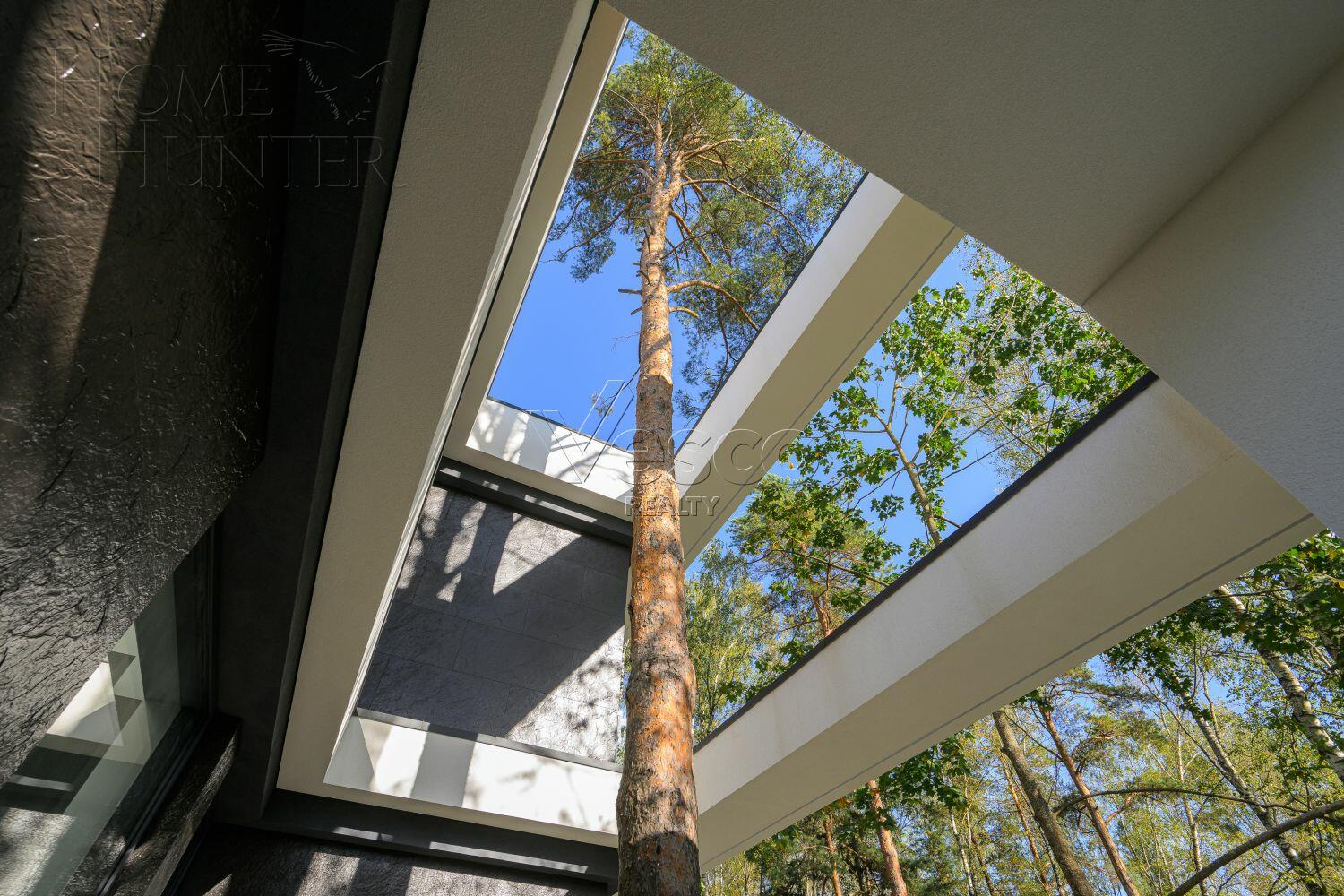 2-этажный коттедж 650 м² с отделкой