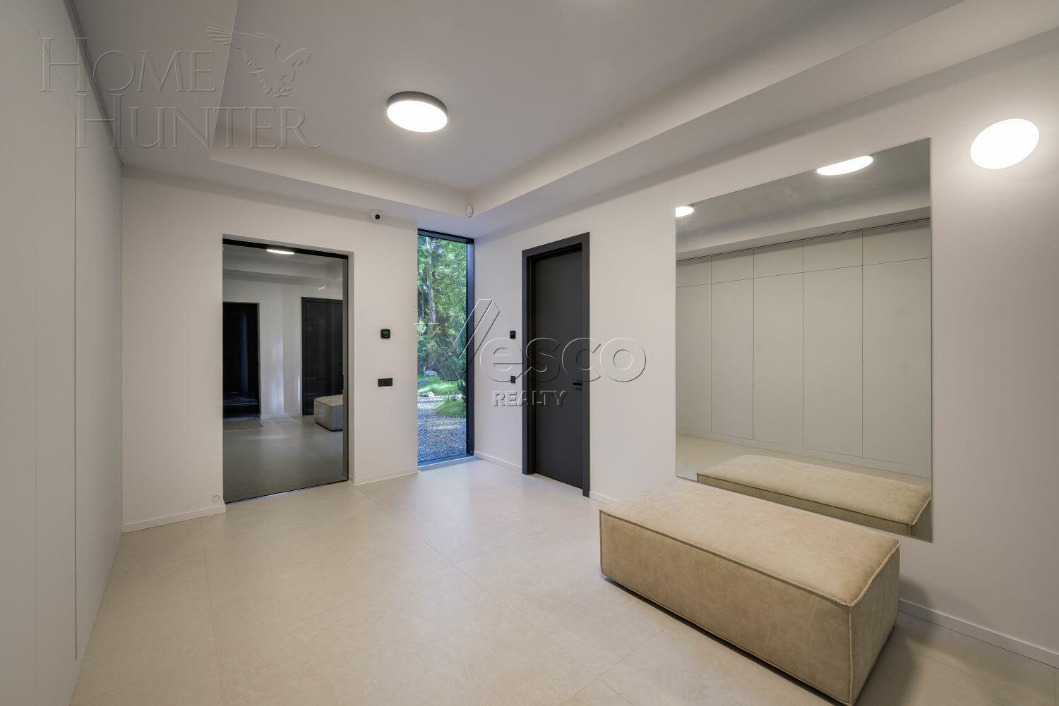 1-этажный коттедж 302 м² с отделкой