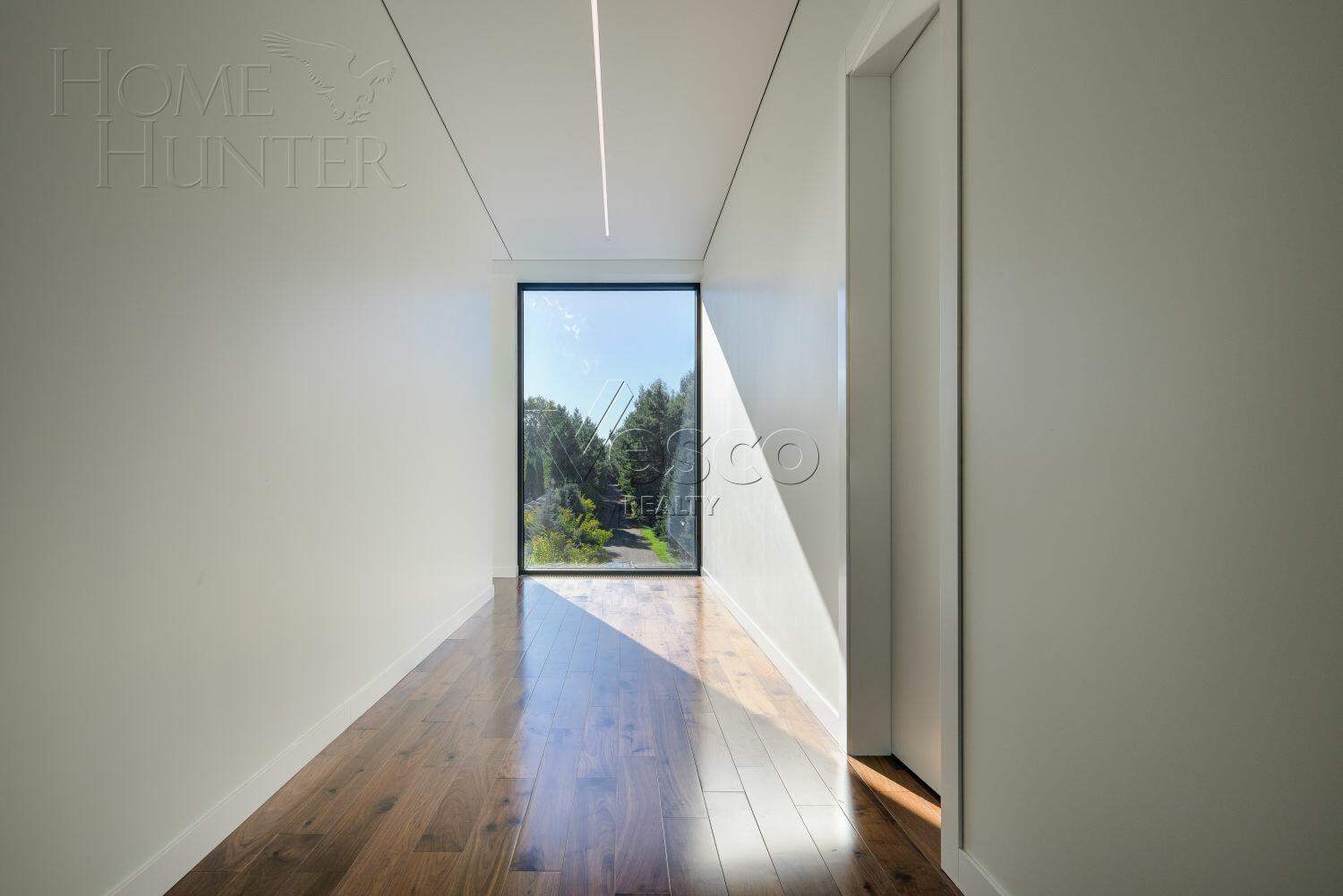 2-этажный коттедж 650 м² с отделкой