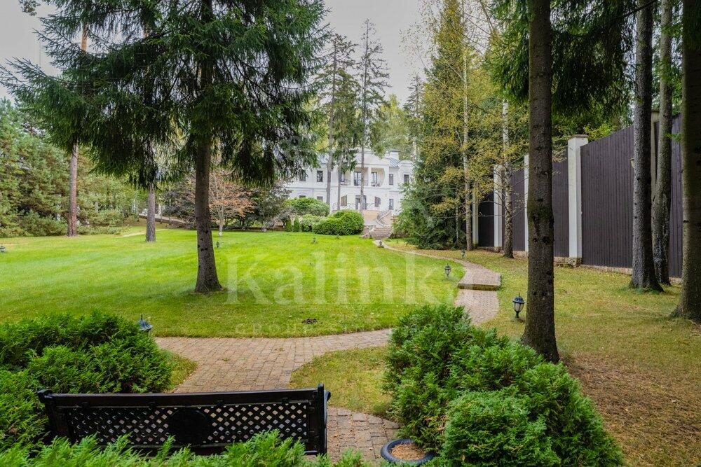 2-этажный коттедж 850 м² с отделкой