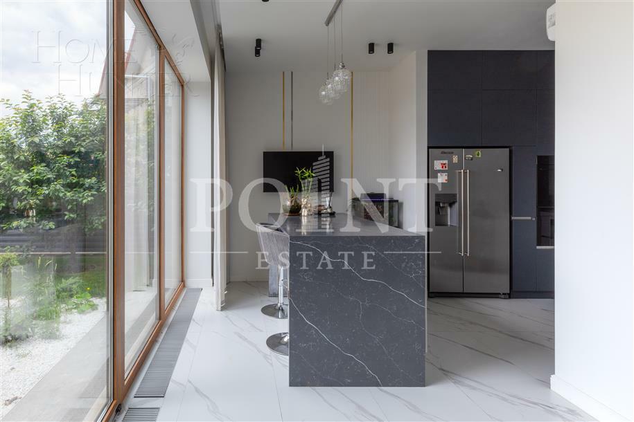 2-этажный коттедж 550 м² с отделкой