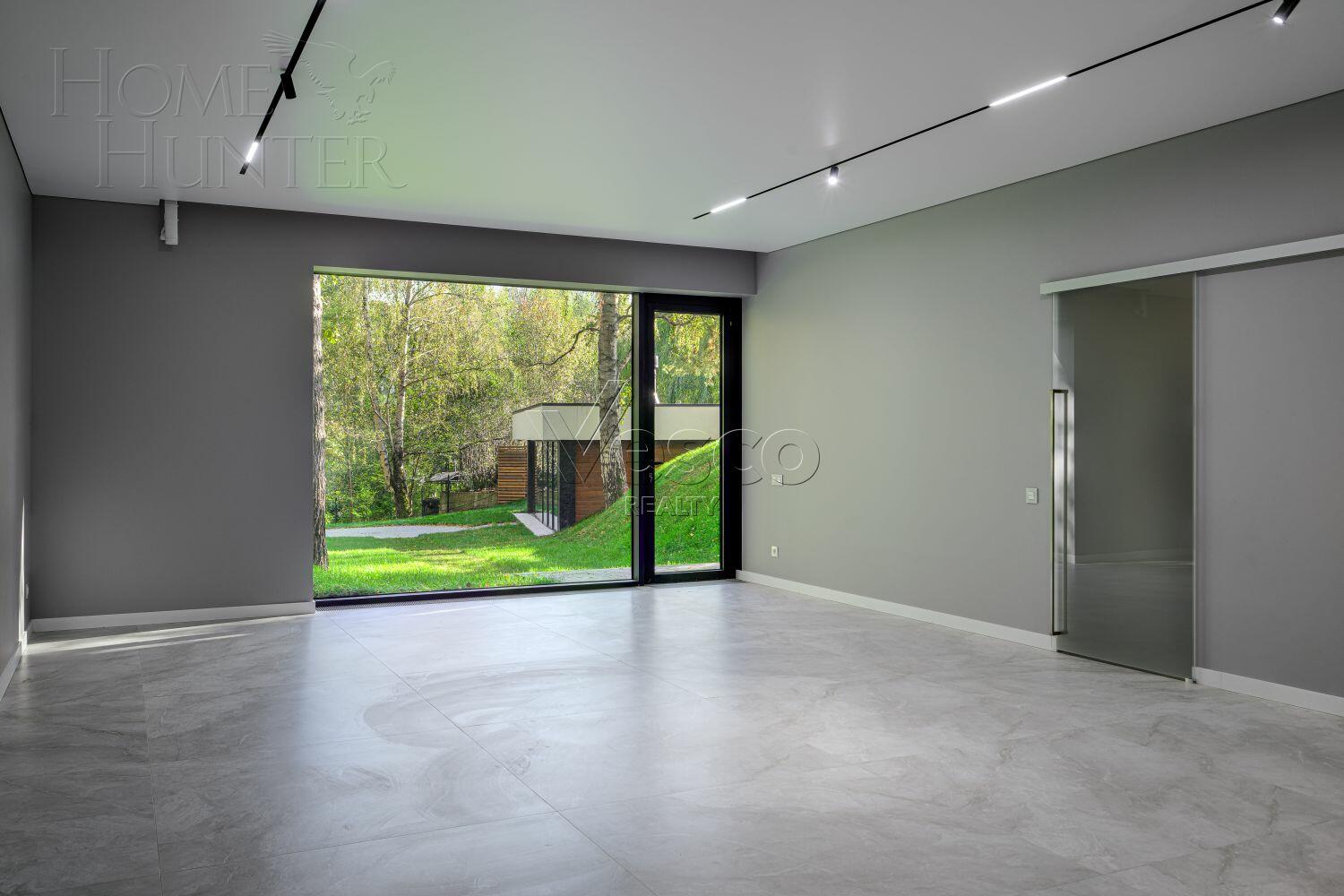 2-этажный коттедж 650 м² с отделкой