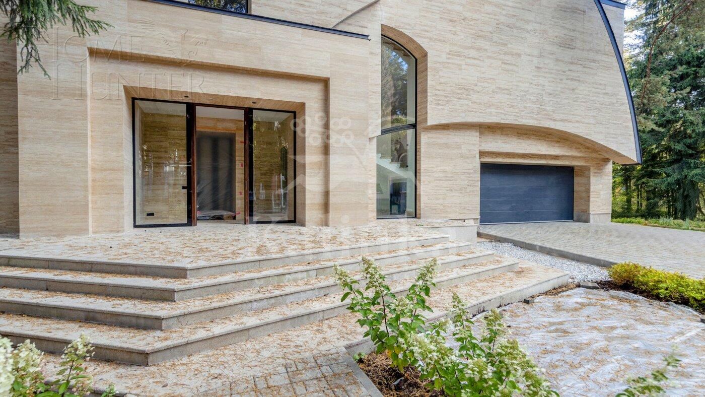 2-этажный коттедж 830 м² без отделки