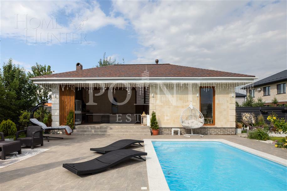 2-этажный коттедж 550 м² с отделкой