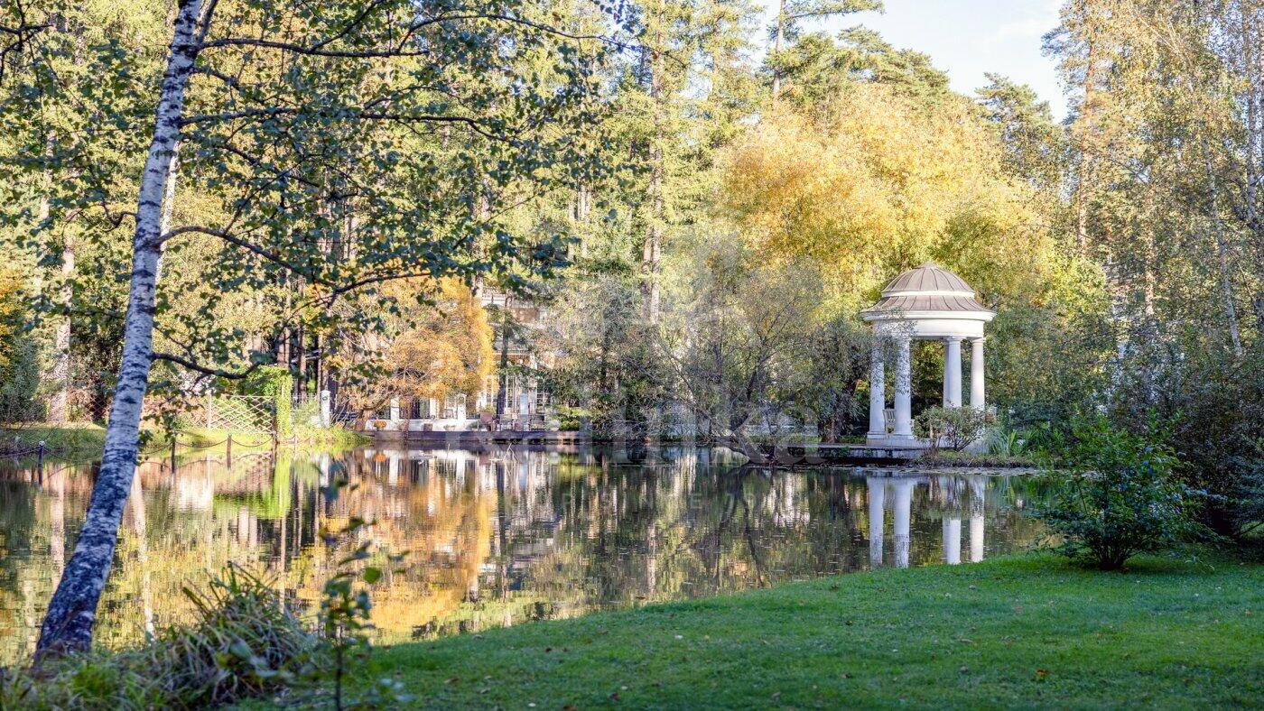 2-этажный коттедж 830 м² без отделки