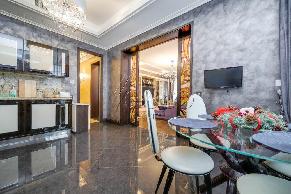 3-КОМН. КВАРТИРА С ОТДЕЛКОЙ 183.9 М² НА 3 ЭТАЖЕ