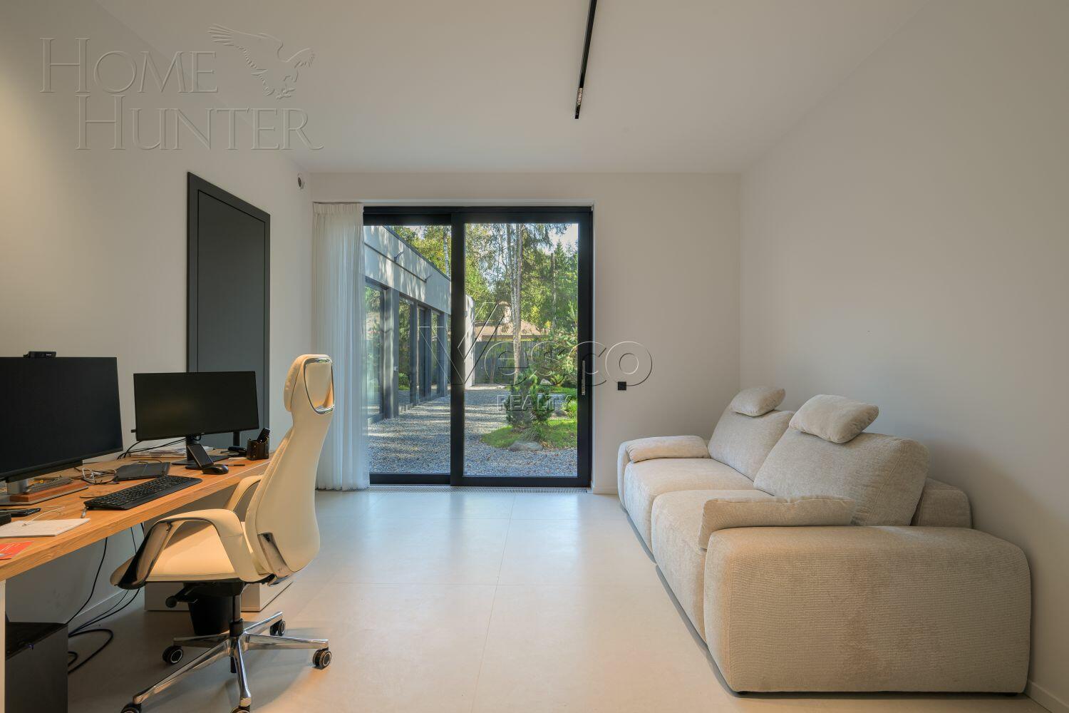 1-этажный коттедж 302 м² с отделкой