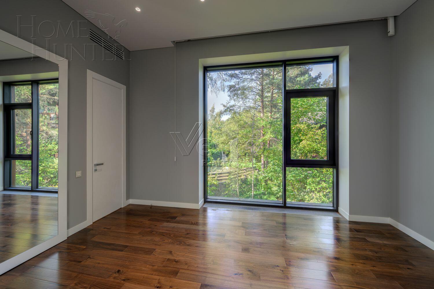 2-этажный коттедж 650 м² с отделкой