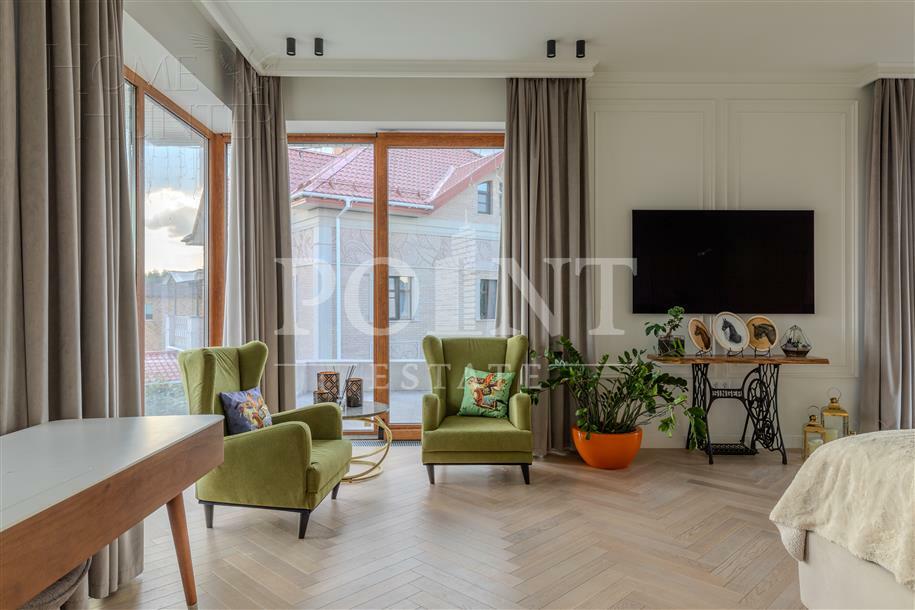 2-этажный коттедж 550 м² с отделкой