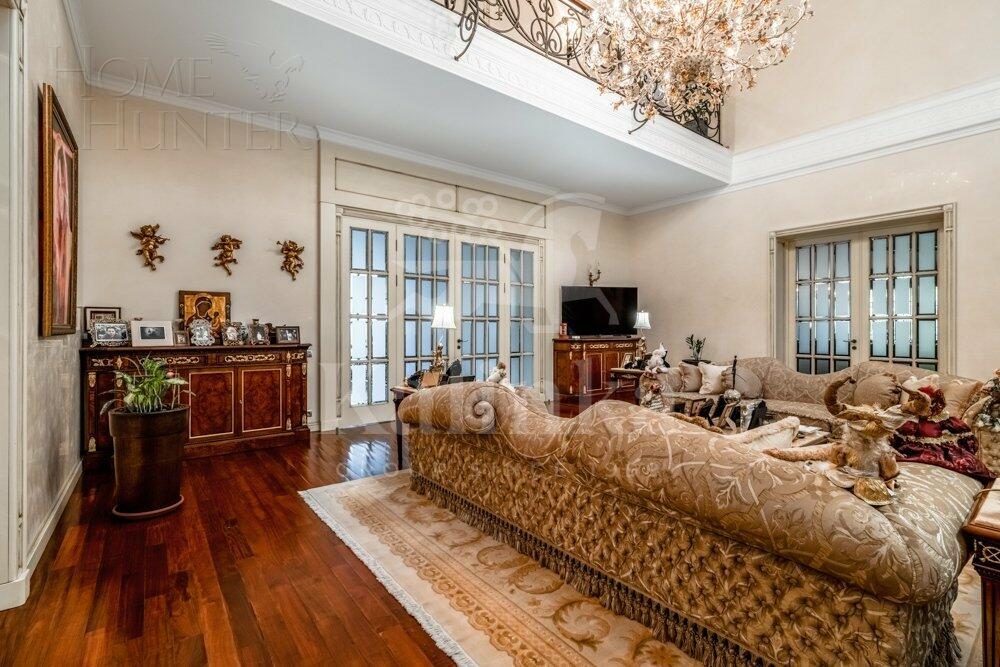 2-этажный коттедж 850 м² с отделкой