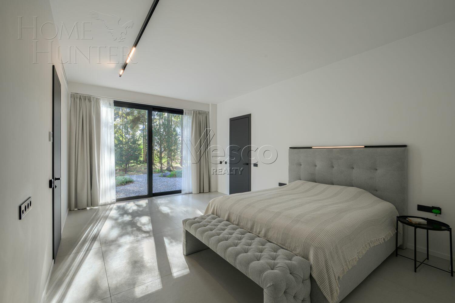 1-этажный коттедж 302 м² с отделкой