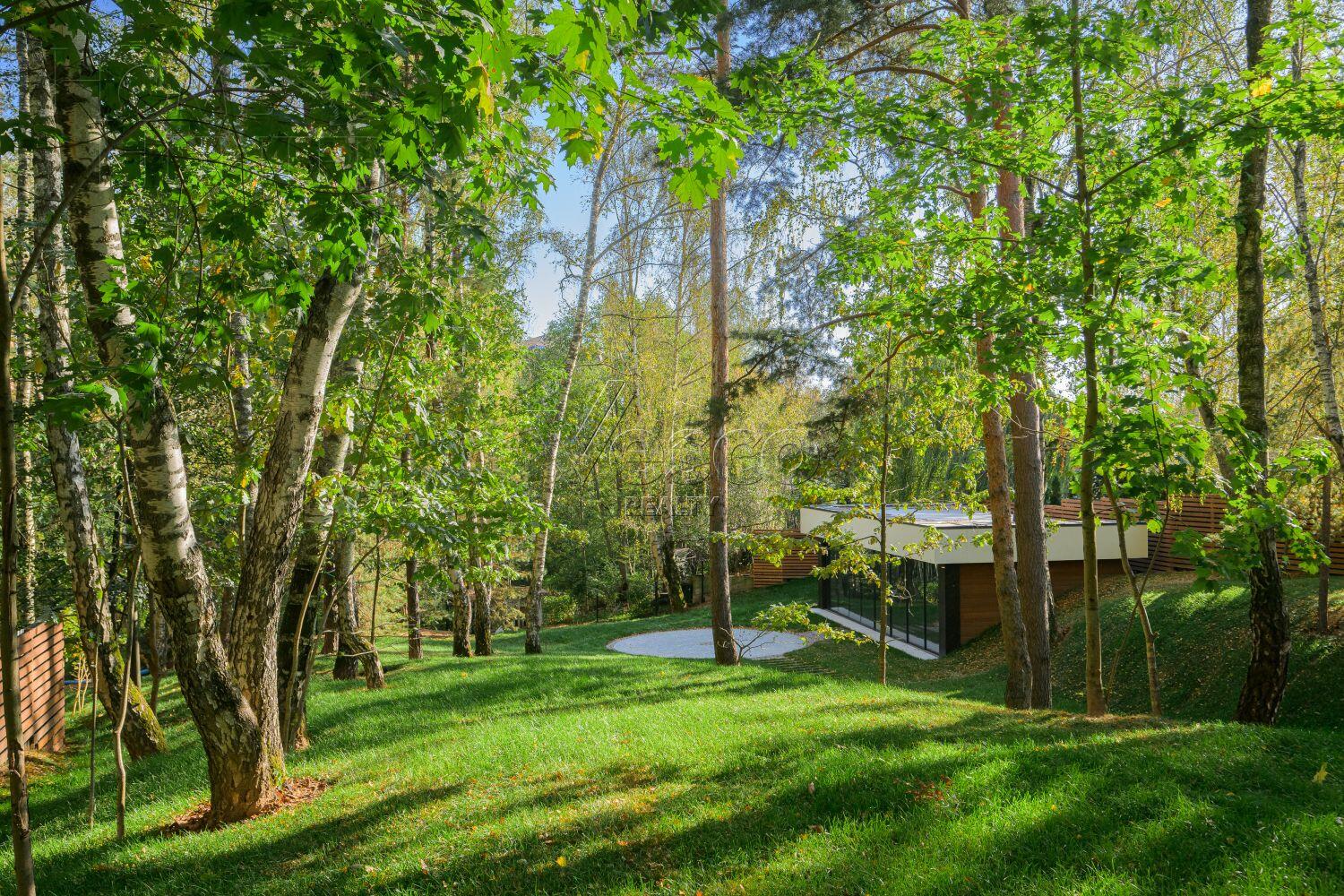 2-этажный коттедж 650 м² с отделкой